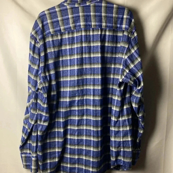 TOMMY BAHAMA MENS SIZE XL BLUE AND BLACK PLAID 100% COTTON FLANNEL SHIRT… - Picture 8 of 10